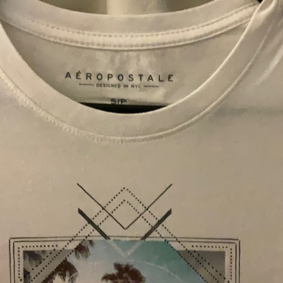 Aeropostale Palm Tree Print T-shirt - Picture 3 of 4